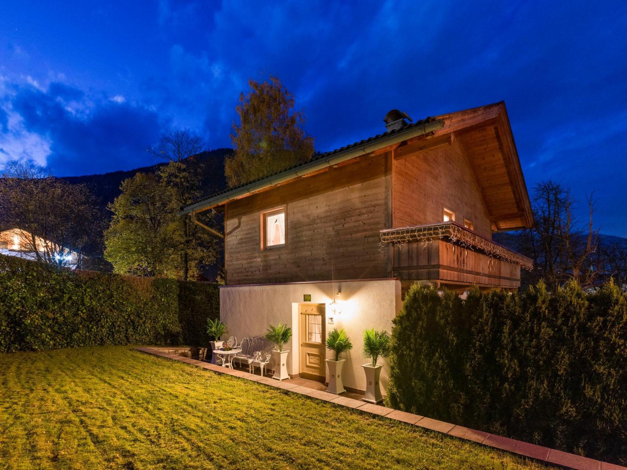 Chalet - Appartements Julitta Mayrhofen Bagian luar foto