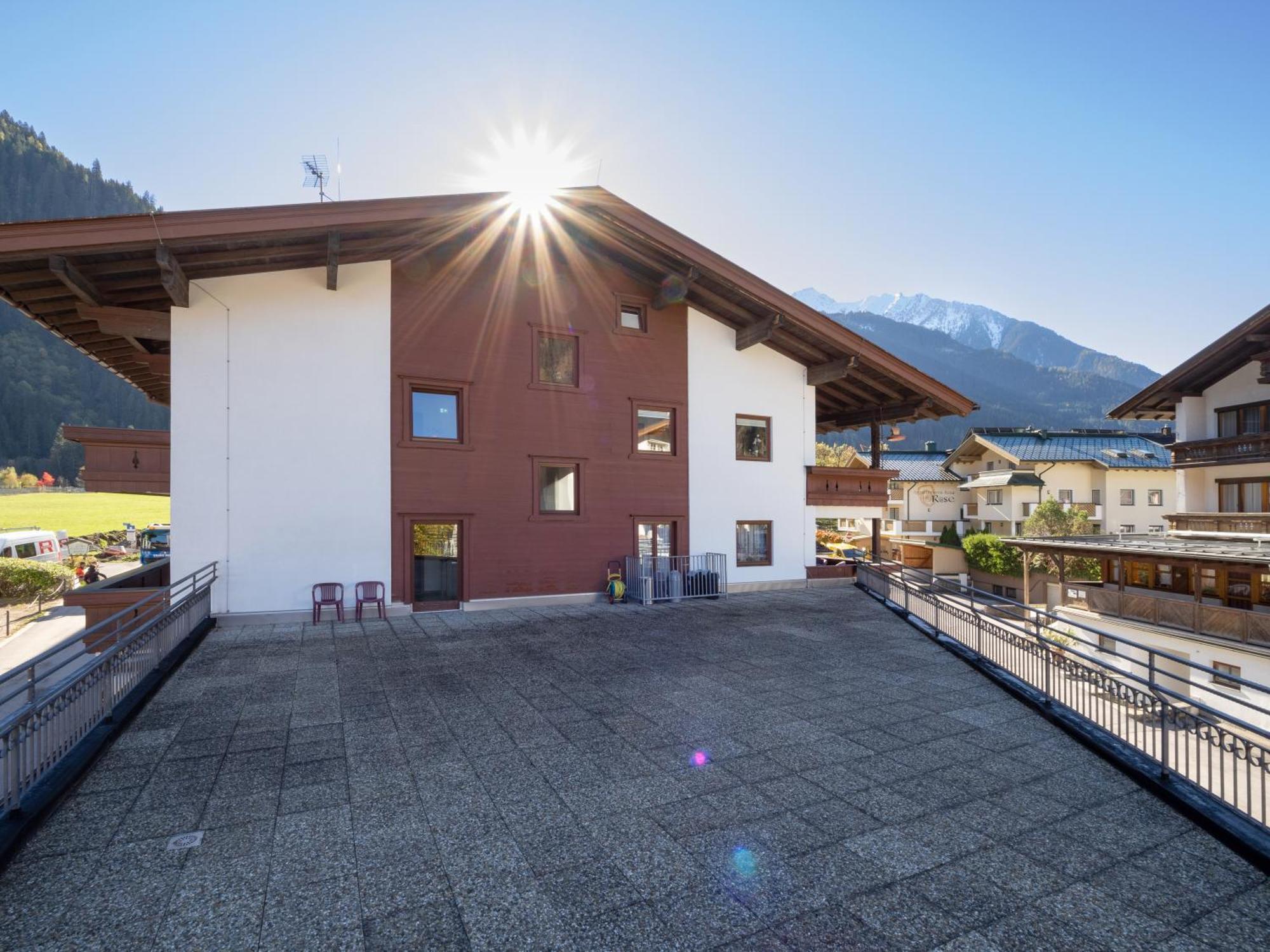 Chalet - Appartements Julitta Mayrhofen Bagian luar foto