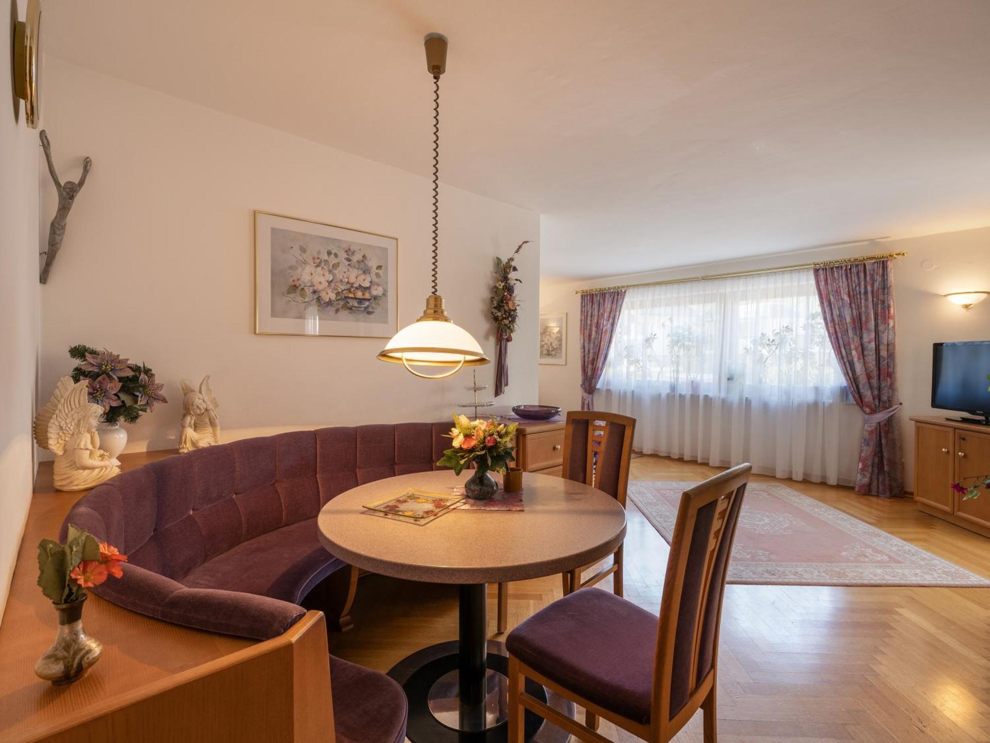 Chalet - Appartements Julitta Mayrhofen Bagian luar foto