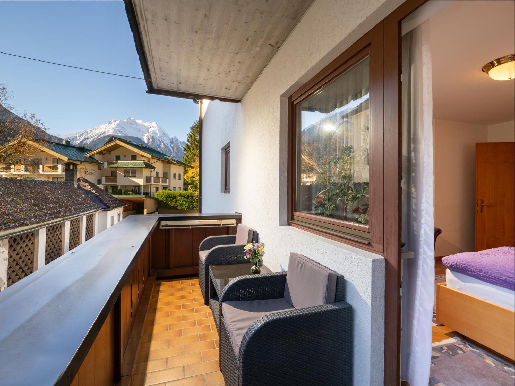 Chalet - Appartements Julitta Mayrhofen Bagian luar foto